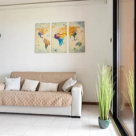 Gianna By Al Дезенцано-дель-Гарда