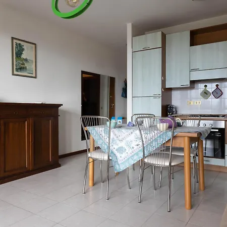 Gianna By Al Дезенцано-дель-Гарда